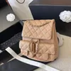 Mochila de couro genuíno de designer de luxo bolsas femininas bolsa de ombro clássica bolsa de férias feminina marca moda carro costura padrão diamante decoração carteira Cc