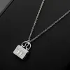 Serrure Pendentif Designer Collier Marque De Luxe Lettre Argent Plaqué Or Titane Acier Collier Ras Du Cou Chaîne De Mode Bijoux De Mariage Cadeaux De Noël