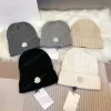 2023 Caps Designer Beanie BeanieDesigner Equipado para Homens Monclar Lã Coelho Pele Moda Twist Malha Chapéu Paris Street Style Masculino 2024