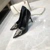Elbise ayakkabıları kadın sığ katı toka kapalı topuk footware kariyer seksi akşam yemeği yüksek topuklu pompalar sivri ayak parmağı ince