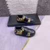 2023 Infantil Niños Zapatos clásicos Diseñador Niños Zapatillas de deporte para niños pequeños Bebés y niñas Zapato retro Deportes al aire libre Tamaño 26-35