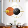 ساعات الحائط الزخرفية على مدار الساعة الشخصية الإبداعية غرفة المعيشة المنزل مطعم كتم الصوت