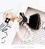 Creatieve zwarte rok Keychains Pearl Key Chains dames tas charme hanger auto sleutelhanging mode jurk ontwerp sleutelring ring party cadeaus