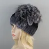 BeanieSkull Caps Marke Frauen Echte Rex Kaninchen Fell Hüte Winter Rex Kaninchen Fell Mützen Gestreiften Top Blume Fuchs Pelz warme Echtpelz Strickmützen 231128