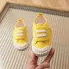 Bottes Enfants Toile Chaussures Garçons Filles Enfant Casual Confortable Doux Bébé Baskets Antidérapant Blanc Solide Enfants 231127