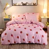 Bedding sets Strawberry Pink Plaid Double Sided Comforter Bedding Set King Queen Full Single Size Bed Linen Duvet Cover Sheet Pillowcase 230427