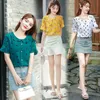 女性のブラウスシャツ夏の韓国人女性ブラウスファッションレディーストップとブラウスシフォン半袖ホワイトオフィスレディシャツレディースラッフルトップP230427