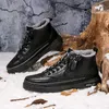 Stivali da uomo invernali scarpe alte in pelle moda cotone caviglia business casual outdoor sneakers maschili 231128