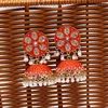 Orecchini pendenti 2023 Ins Jhumki Jhumka Perline fatte a mano Fiore Nepel Tibet Thailandia Piercing Vintage Trendy Gioielli da donna per feste