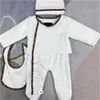 2023Designer Baby onesie, Bib burp Clothing Set Baby Tights Luxury Jumpsuit Cotton Jumpsuit Boys and Girls Jumpsuit Baby Quilt 3PCS q3
