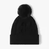 Bérets Mode Classique Femmes Bonnet Big Tête Circonférence Polaire Casquette Chaude Hommes Automne Hiver Doux Couleur-Bloc Tricot Laine Pompon Chapeau Mâle