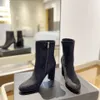 Lou Heeled Ankle Boots 플랫폼 플랫폼 둥근 발가락 9.5cm 하이힐 부츠 부티 양모 스웨이드 서부 부츠 사이드 지퍼 지퍼 지퍼 부츠 여성 공장 신발.