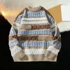 男性用セーターウォームメンセータースタイリッシュなニットソフトOネックプルオーバー秋のファッションのためのストライプコントラスト
