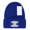 Designer Brand Men's Beanie Hat Women's Autumn and Winter Small Fragrance Style New Warm Fashion All-Match CE Letter Sticked Hat F1