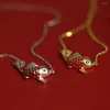 Hanger kettingen Vintage Lucky Koi Fish for Women Red Luck Cyprinoid sleutelbeen ketting ketting vrouwelijk feest kerstjuwel