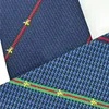 Gravatas de pescoço listras azuis negócios casuais gravata diária 100% amoreira-seda cavalheiros marido luz luxo abelha líder gravata 231128