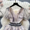 Fortgeschrittenes Designkleid Sommer Französisches Luxus-Maschen-Perlen-Rüschenkante V-Ausschnitt Taille Super Fairy Long Kleid