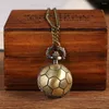 Montres de poche 10 pcs/lot vente en gros SteamPunk métal Football boule ronde Quart montre chaîne collier Halloween fête cadeau