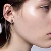 Boucles d'oreilles pendantes Timlee E116 tempérament Simple géométrie chaîne strass alliage oreille-crochet accessoires de mode en gros