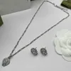 Fashion Lion Gem Design Necklace Chain Classic Fashion Earrings Retro Parkedjor Halsband smycken leverans