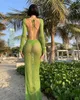 Zakrycie w dzianiny dla kobiet w szydełku z długimi rękawem High Slit Hollow Out Dress 2024 Summer Sexy Beach wakacyjny strój