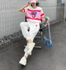 İki Parça Elbise Tasarımcısı Chan Home 2023 Yeni Yaz Kadın Setleri OOTD Moda Top Pantolonlar Kadın Üst Düzeyli Leisure Spor Takım Doğum Günü Annesi