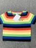 Tricots pour femmes Tees Designer Xiaoxiangfeng 2023 Nouvelle lettre d'été Rainbow Stripe tricoté T-shirt à manches courtes Mode Slim Fit Top Trendy HBEW