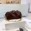 Eine YD-Tasche Designer Italien Kette Venetss Leder Wolke Schulter Unterarm Vielseitig Dumpling Einzeltaschen Bottegss Pjag 1t1b 1 mit Logo T1QJ