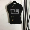 Chemise de mode marque classique imprimé décoratif col rond pull t-shirts en métal personnalisé broche Kink taille nue conception manches courtes hauts 2 couleurs vêtements femmes 197