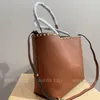 Designer Luxury Fashion Femme pour femmes Vintage Fashion Tempérament minimaliste Minimaliste de haute qualité Sac à main en cuir authentique