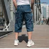 Pantaloncini da uomo Summer Denim Cargo Pantaloni corti Tasca grande Pantaloncini da uomo Hip Hop Loose Plus Fat Plus Size Jean Short Male 230428