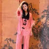 Kvinnors sömnkläder elegant Jacquard lyxig fjäderhylsa pyjamas kostym kvinnor satin hem kläder kinesiska stil loungewear nattkläder