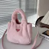Pa Fur Designer Tote Bag Women Triangle Purse Handbag Cute Fluffy Basket Bag Vintage Shopping Bags Totes Mens Crossbody Bucket Bags 231128