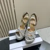 2024 Europa i Stany Zjednoczone nowe modne super-diamentowe sandały o wysokiej obcasie seksowne boczne wodoodporne platforma gęste obcasowe buty damskie