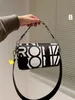 Женский роскошный Fenndl Faquen Bag Designer мешки с плечами сумки для текстуры Патент патент Braidr Bag totebag 2023 модная тенденция ретро -конверт сумка для мессенджера сумки по кросс -кубику