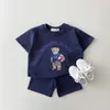 Rompers Korea Baby Boy Clothing Set Toddler Kids Summer Clothes Cartoon Bear TshirtShorts Two Piece Suit born Girl Outfits 230427