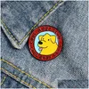 Accessoires de dessin animé Animaux mignons Bad Bitch Club Broche ronde créative Petit canard jaune Couteau de dessin animé Pin Badge Revers Étudiante F Dhp35