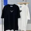 デザイナーの女性TシャツメンズTシャツ服ファッションシャツ女性トップとレットターの男性とレディース半袖