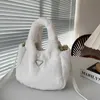 Pa Fur Designer Tote Bag Women Triangle Purse Handbag Cute Fluffy Basket Bag Vintage Shopping Bags Totes Mens Crossbody Bucket Bags 231128