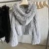 女性のウールブレンド秋の冬の女性本物のウサギファーコート100％ナチュラルファージャケットルーズマニュアル織り品質のストリートウェアフード付きフレアスリーブ231128