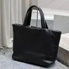 Große Herren-Einkaufstasche, Herren-Handtasche, Aktentasche, Nappa-Lammleder, breite Puffer-Einkaufstasche, Designer-Tasche, Luxus-Tasche, Top-Spiegelqualität, komplettes Lederfutter, schwarze Hardware