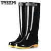 Bottes de pluie Bottes en caoutchouc pour hommes Bottes de pluie noires Homme Wellies Tube haut Tube de lavage de voiture à l'eau Bottes de pêche Chaussures imperméables Drop 231128