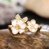 Bröllopsringar Elegant Female Flower Finger Ring Daily Wearable Sweet Accessoarer Utsökta kvinnor Fancy Jewelry for Engagement Party R231127