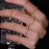 Anéis de banda nova chegada 2023 moda anel espumante estilo simples versátil decorativo compacto índice dedo anel para mulheres jóias atacado z0428