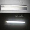 Aluminiowe światła słoneczne Billboard Lights 60LED 100LED 900LM 1100LM 4000 mAh 8000 mAh Czujnik ruchu Ściana Ściana dla gorących znaków rabatowych