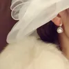 Boucles d'oreilles à tige Simulation de tempérament Coquille de perle d'eau douce naturelle pleine de diamant Célébrités féminines Vent Oreille Bijoux