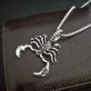 Pendentif Colliers Hip Hop Big Scorpion Collier Punk Animal Scorpion pour hommes Viking Bijoux Cadeau d'anniversaire