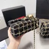 Kanal yünlü altın top omuz çantaları tasarımcı çanta kış kadın elmas kafes crossbody moda lüks zincir bayan çantası cüzdanı oner etiketi içeride