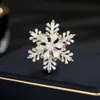 2023 Autumn and Winter New Advanced Feeling Delicate Bric Temperament Multi-purpose Anti-light Pin Can Rotate Snowflake Brooch