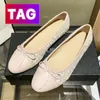 Balet damski Flats Buty Casual Designer Dress Sukiety Sandałowe Sandały Tkaniny Tańce Pumki zszyjanie jambsin płaskie zjeżdżalnia luksusowy kanał boinowy